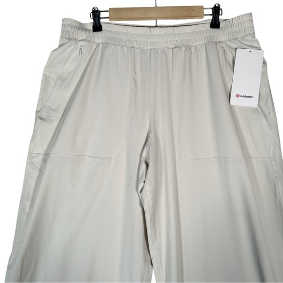 LULULEMON Swift Wide Leg Mid Rise Pant in bone - Picture 9 of 13